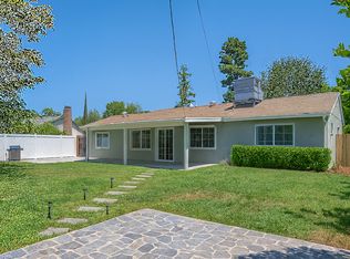 22989 Leadwell St, West Hills, CA 91307