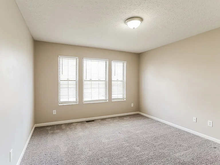 5815 Castleknock Rd — Photo 16
