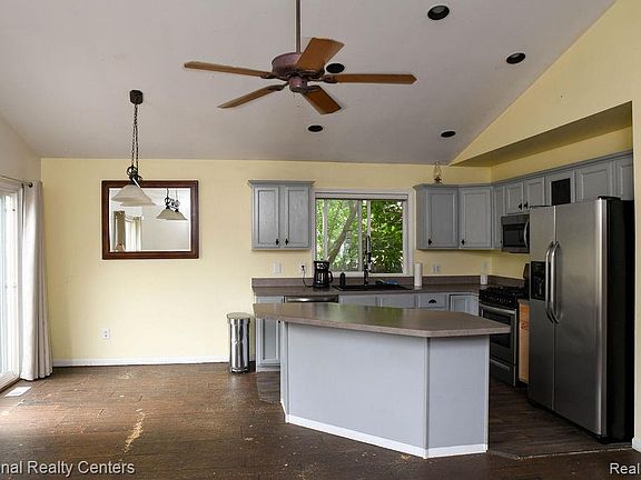 5th image of 6473 Prairie Lawn Dr