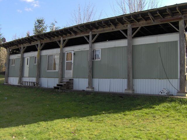 2nd image of 344 Cedar Creek Rd