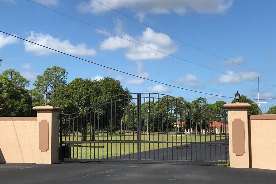 1st image of 12721 Palmetto Pines Dr