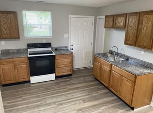 1810 NW Central Ave, Topeka, KS 66608