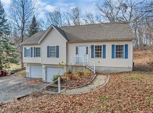 92 Osborn Rd, Naugatuck, CT 06770