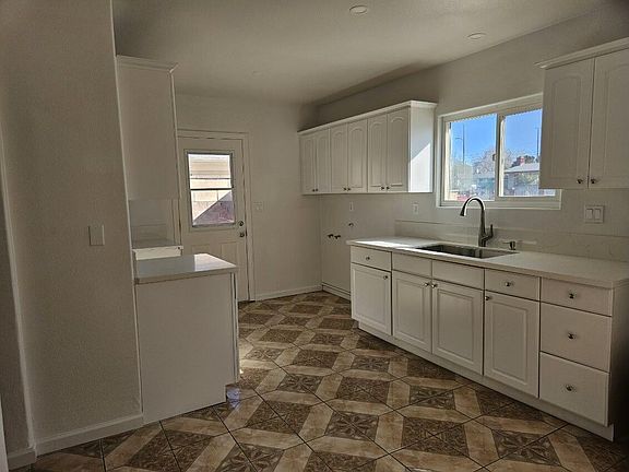 4th image of 1243 W Avenue J11