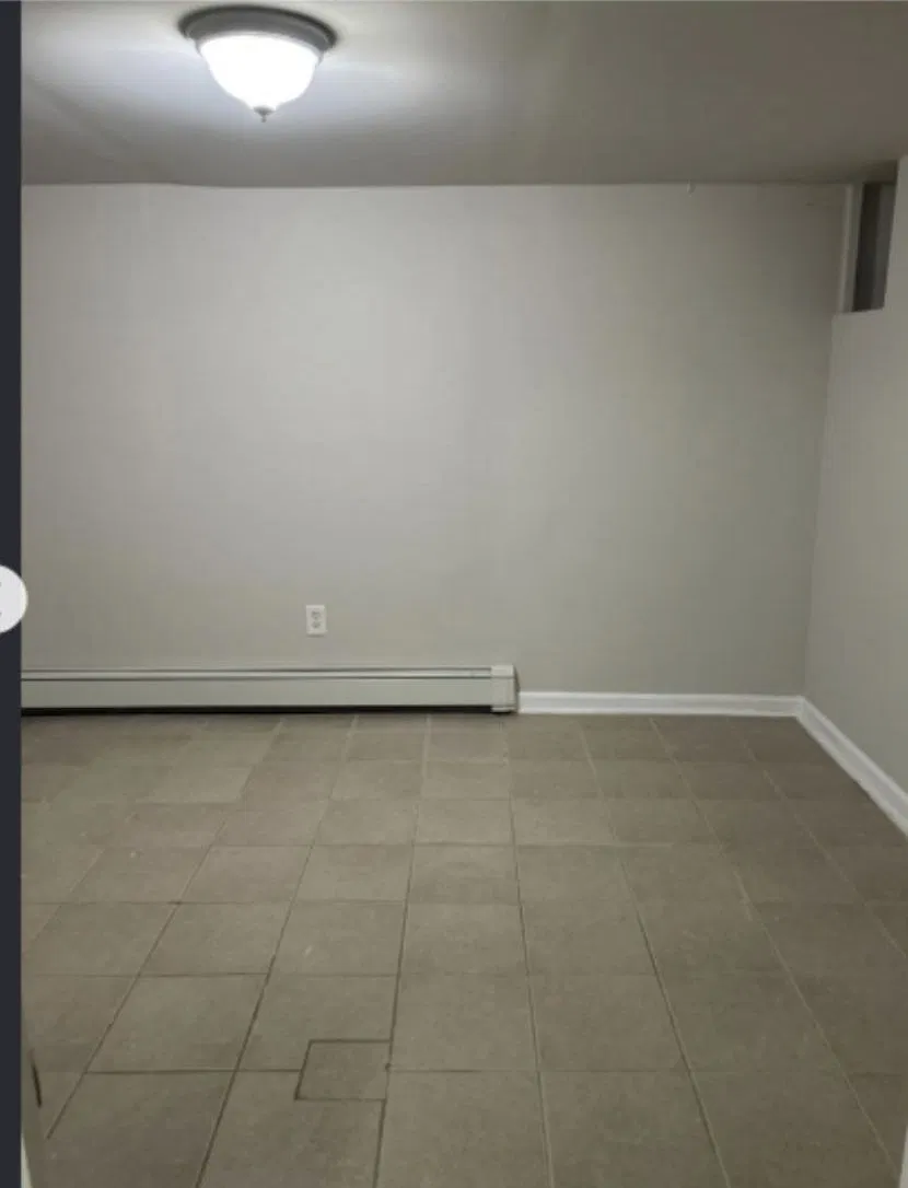 2 bed, 700 sqft, $1,200 — Photo 4