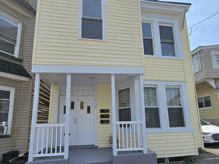 356 Pacific St #3 — Photo 1