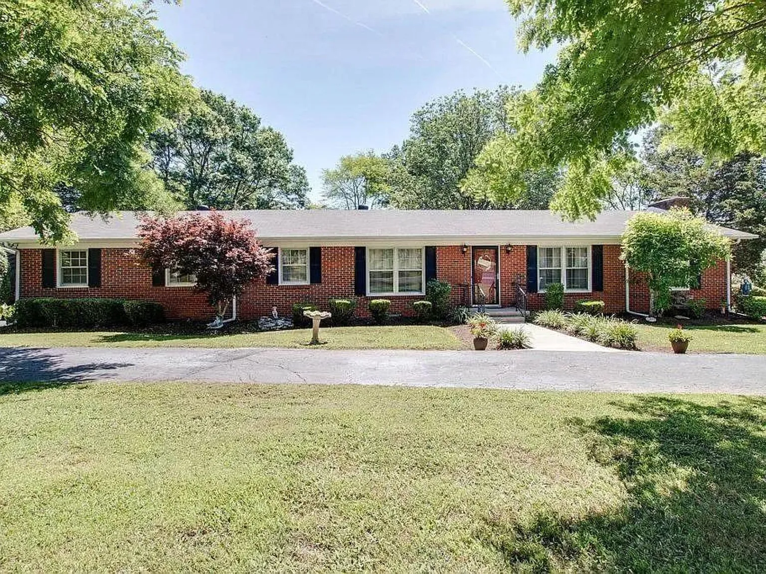 1677 Coleman Hill Rd — Photo 1