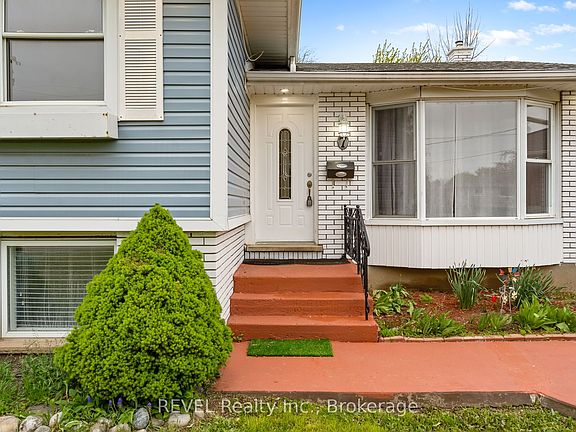 5th image of 7 Rendale Ave