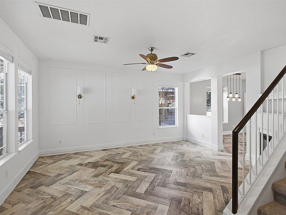 5th image of 1223 Peyton Pl