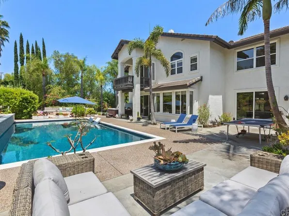 2487 Saffron Gln, Escondido, CA 92029