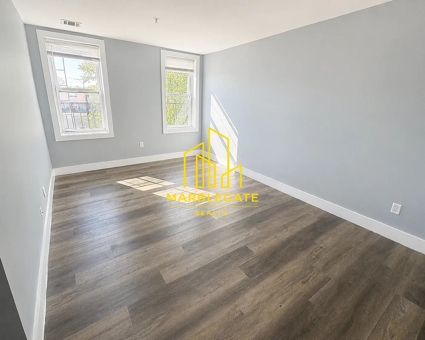 2 bed, 850 sqft, $1,795 — Photo 4