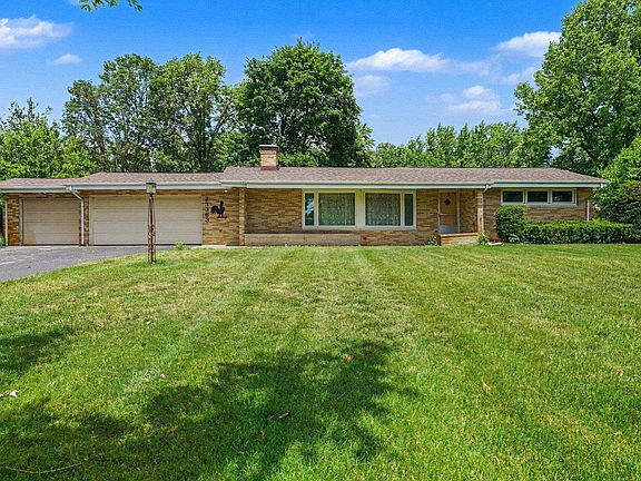 2nd image of 23363 Circle Ln