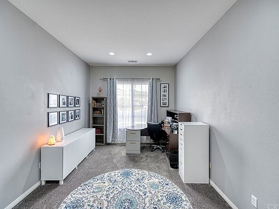 4th image of 29103 Sherman Pl