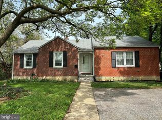6 Cinder Rd, Lutherville Timonium, MD 21093