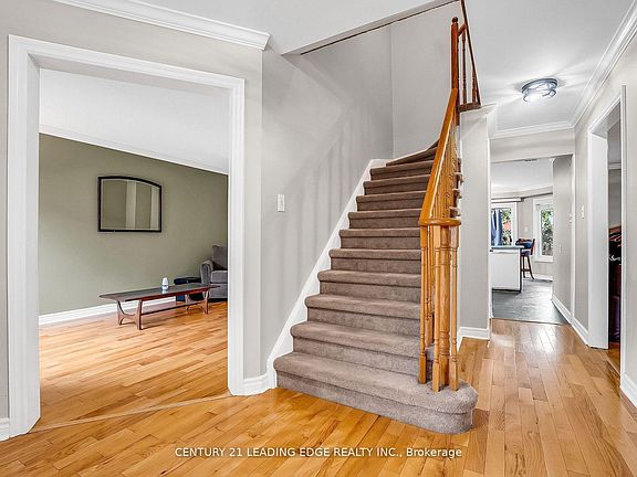 5th image of 21 Brushwood Cres