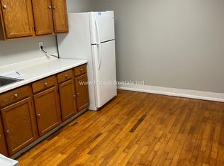 10 S Division St #2/2, Du Quoin, IL 62832