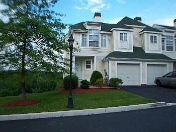 2nd image of 112 Delafield Ln