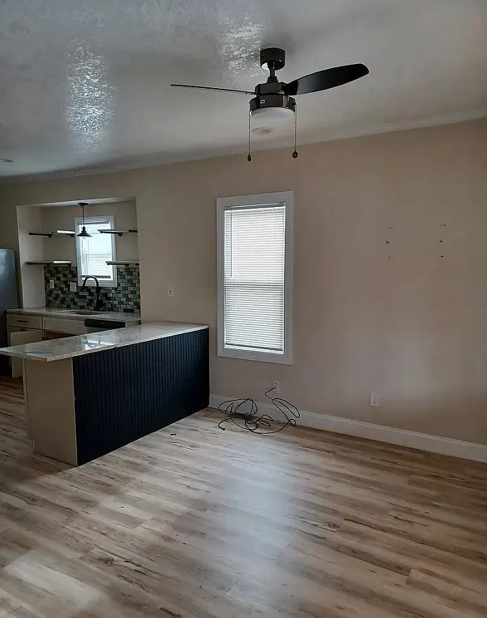 Charming 3BR Home in Manheim Park with Central A/C — Photo 3