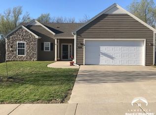 2118 E 17th St, Lawrence, KS 66044