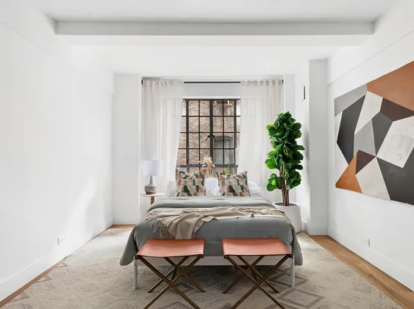 140 East 40th Street image 4 of 5