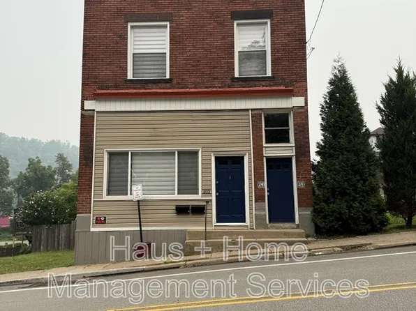 403 Wall Ave Floor 1, Wilmerding, PA 15148