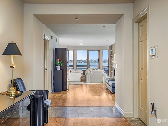 2nd image of 735 1st St S Unit 201