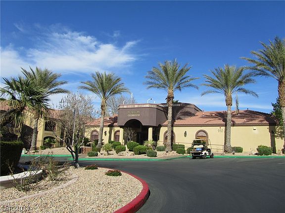 3rd image of 950 Seven Hills Dr #Ut-2522