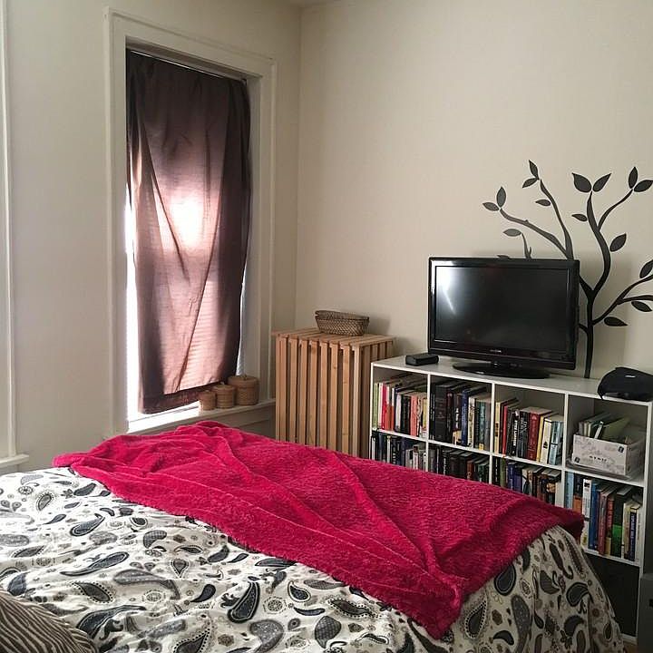 1st image of 1625 W Belmont Ave #2AF