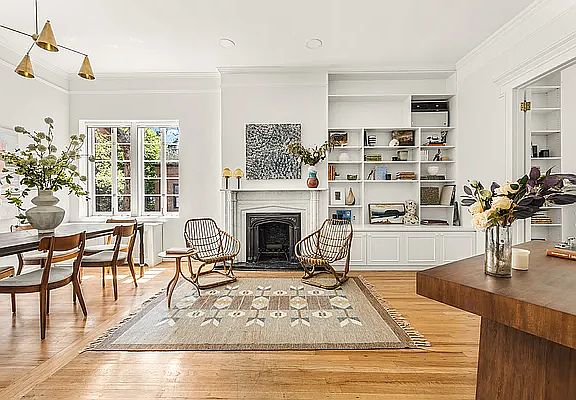 4th image of 167 Clinton St #2