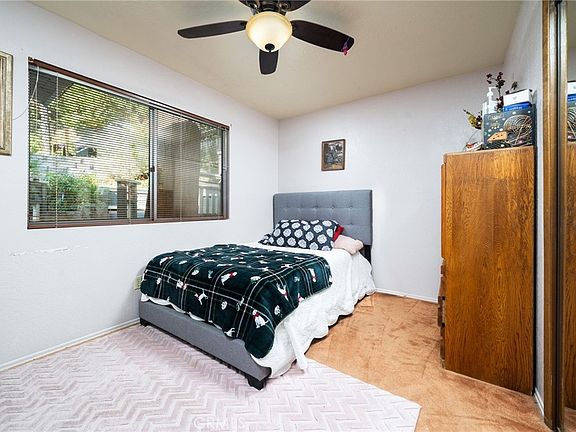 5th image of 682 Buckingham Sq