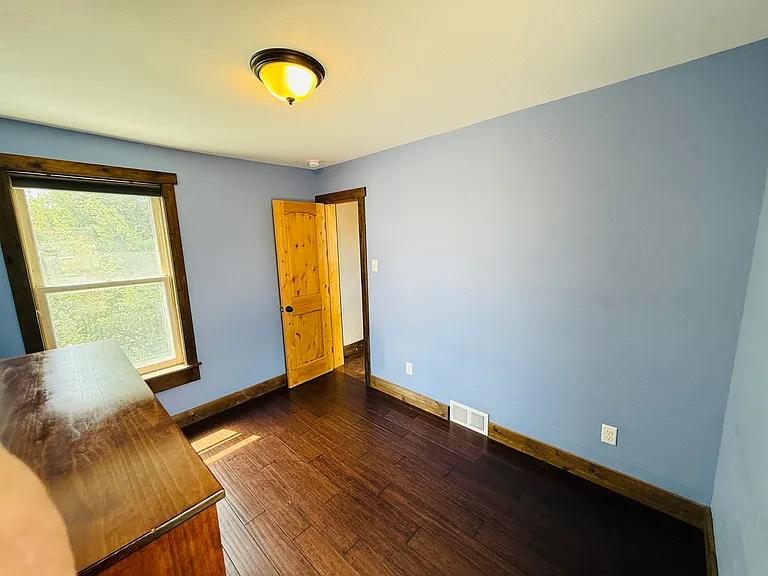 610 Poplar St — Photo 18