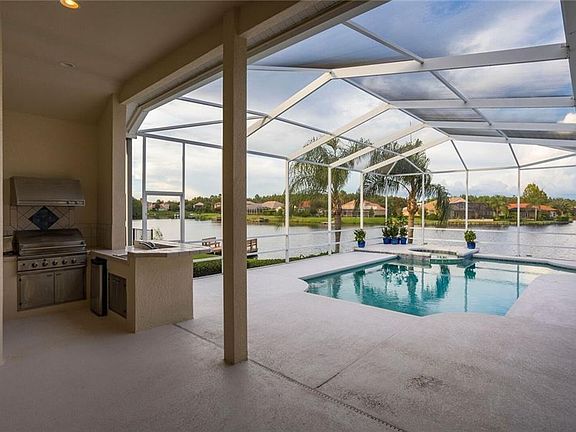 4th image of 17923 Bahama Isle Cir