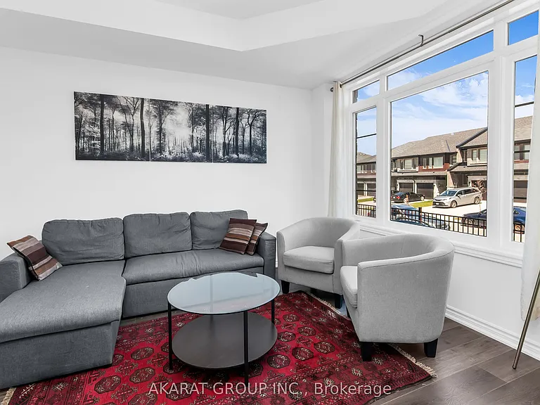 61 Soho St #68 — Photo 5