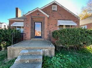 8716 Acacia Dr, Saint Louis, MO
