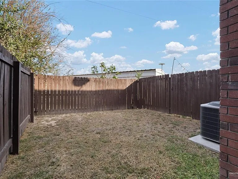 115 S 48th Ln #2 — Photo 4