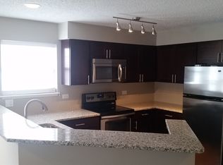 723 Superior Ct APT 107, Naperville, IL 60563