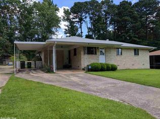 16 Rocco Dr, Little Rock, AR 72209