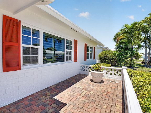 4th image of 1709 SW 20th Street