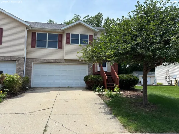 3200 N Willow Ct #3204, Bettendorf, IA 52722
