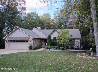 102 Bromley Ln, Fairfield Glade, TN 38558