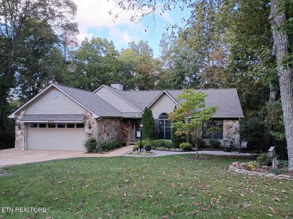 102 Bromley Ln, Fairfield Glade, TN 38558
