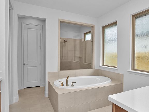 5th image of 4322 Southpoint Way