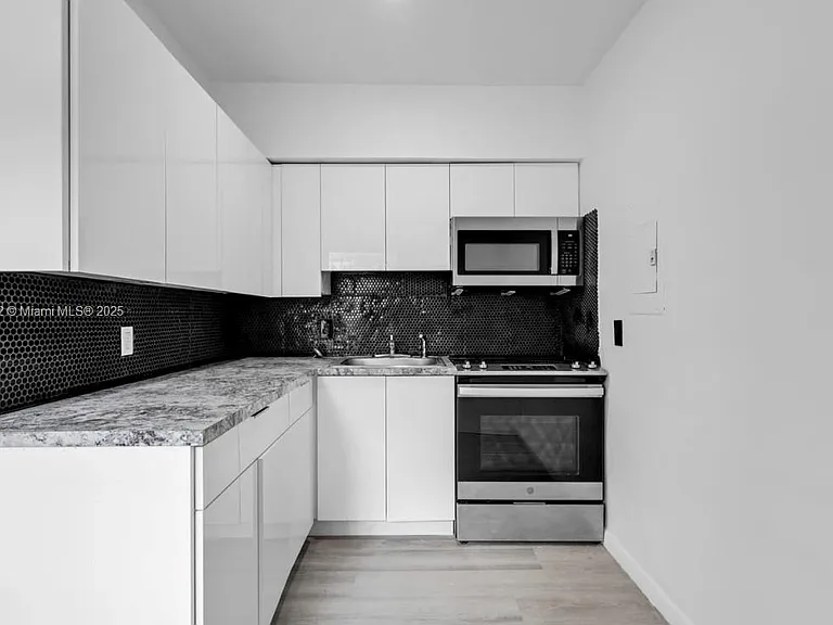 46 NW 62nd St #4 — Photo 21