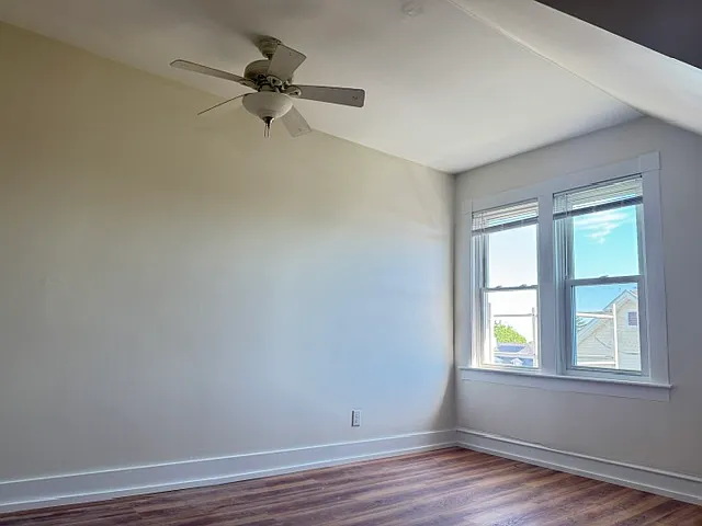 286 Grove St #3R — Photo 8