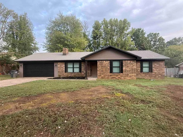 16 Whippoorwill Dr, Searcy, AR 72143