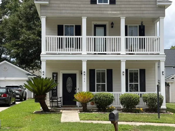 104 Crosby Ct, Goose Creek, SC 29445