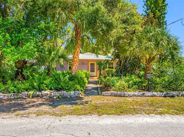 5309 21st Ave S, Gulfport, FL 33707