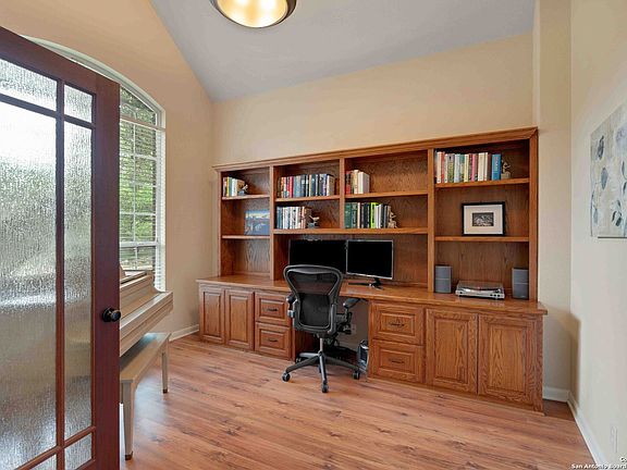 4th image of 1510 BENTON WOODS