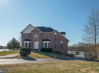 6705 Lake Pointe Dr, Mineral, VA 23117