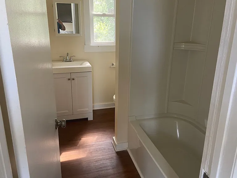 487 W Grand Ave — Photo 6